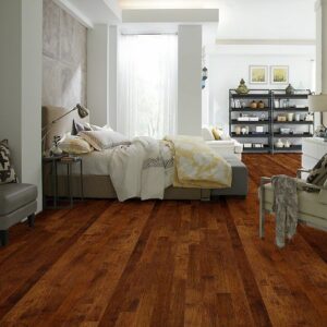 Bedroom Hardwood flooring | Green's Floors & More